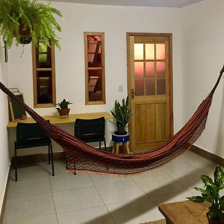 Casinha Aconchegante No Centro De Bonito I Tv, Ar-Condicionado, Bicicletas, Rede, Cozinha E Wi-Fi 20Mb别墅 外观 照片