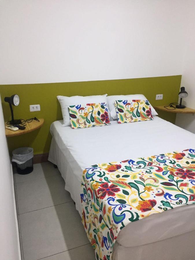Casinha Aconchegante No Centro De Bonito I Tv, Ar-Condicionado, Bicicletas, Rede, Cozinha E Wi-Fi 20Mb别墅 外观 照片